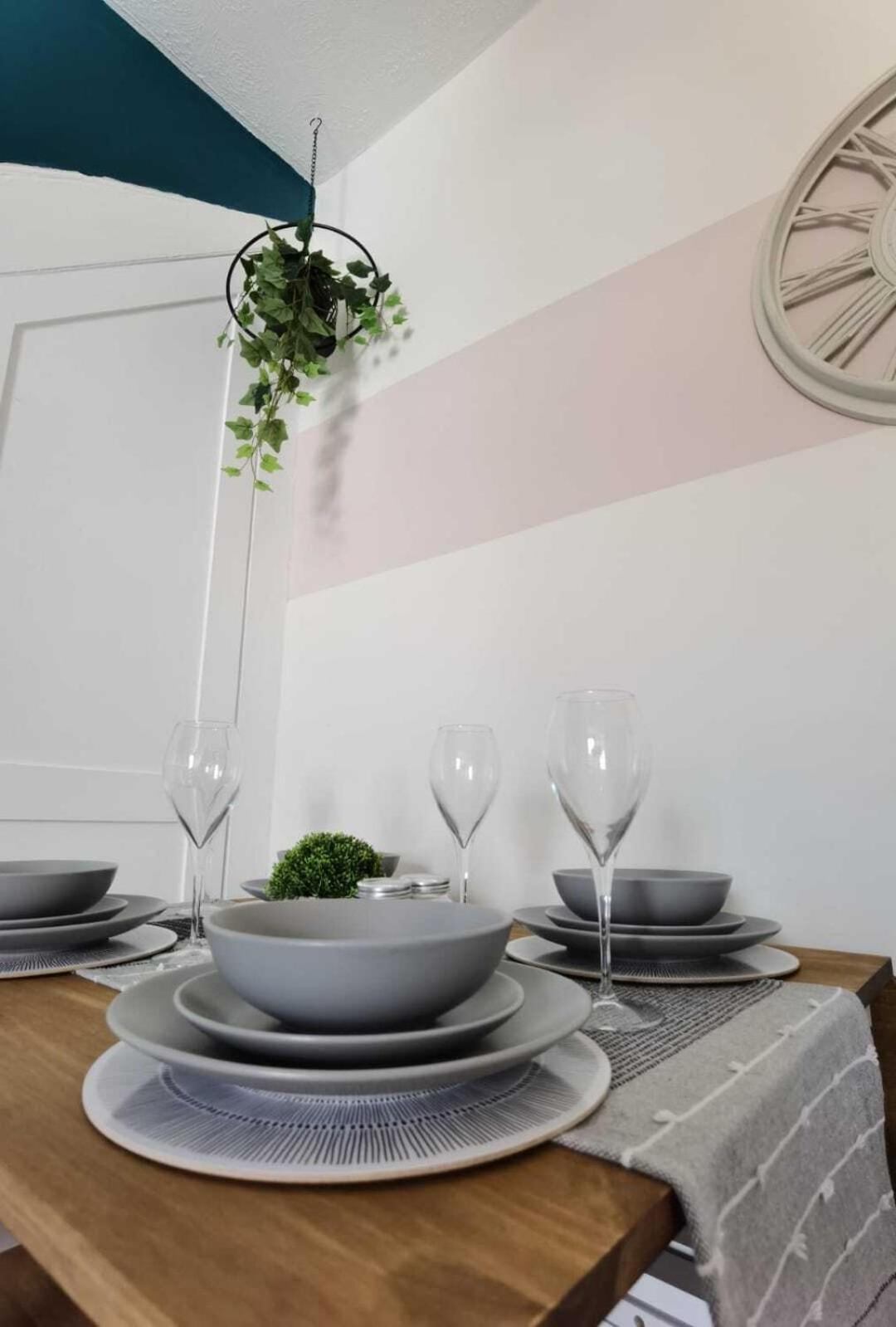 Appartement Raleigh Ff&Tf - 1 Bed Georgian Flat In The Centre Of Exeter, Free Parking With Wifi Chambre photo