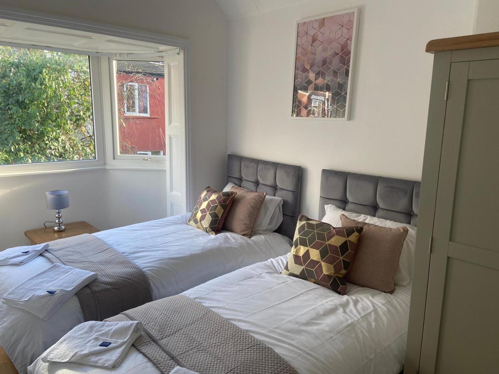 Appartement Raleigh Ff&Tf - 1 Bed Georgian Flat In The Centre Of Exeter, Free Parking With Wifi Chambre photo
